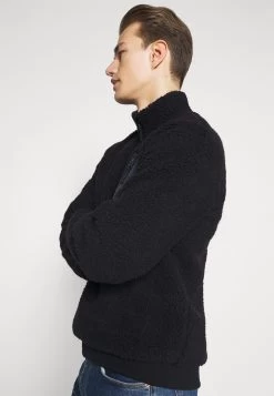 Pier One Forro Polar - Dark Blue -Pier One 0b27e21a839e4f56af9be8aed42665b4