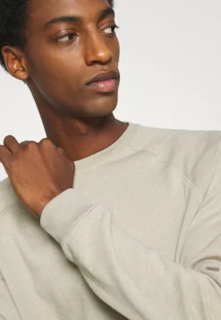 Pier One 2 Pack - Sudadera - Tan/Black -Pier One 130f2ba93fe9452a87e11d7afa8ef004 scaled