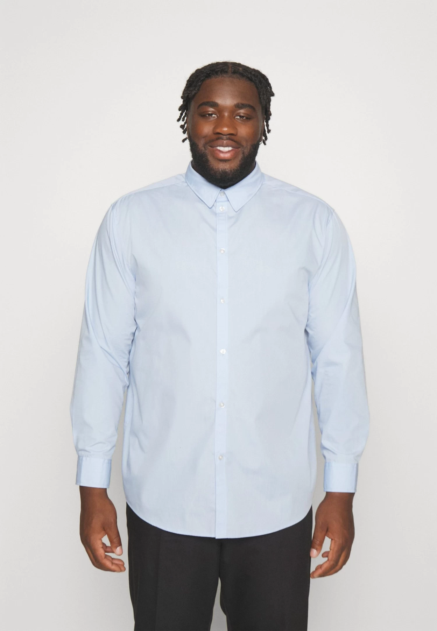 Pier One 2 Pack- Camisa Elegante - White/Light Blue 4 Pier One 2 Pack- Camisa Elegante - White/Light Blue - Imagen 4