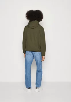 Pier One Impermeable - Olive 8 Pier One Impermeable - Olive -Pier One 201a940e9ad84ffa9c0c24c0039d760e scaled