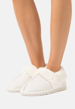 Pier One Pantuflas - White