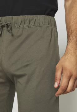 Pier One 2 Pack - Pantalón De Pijama - Black/Khaki -Pier One 2d7e8aabb1c34004a160f9bd3c559011 scaled