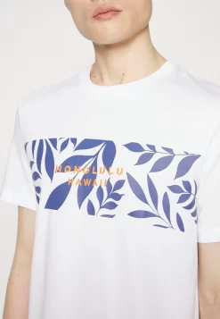 Pier One Leaf Chest Print Tee- Camiseta Estampada - White 11 Pier One Leaf Chest Print Tee- Camiseta Estampada - White -Pier One 34f25c46da0e4cd0b3d1bff68b20c9d5 scaled