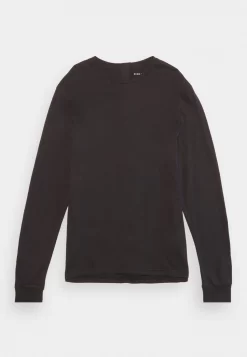 Pier One Camiseta De Manga Larga - Black 18 Pier One Camiseta De Manga Larga - Black -Pier One 363ff77229754f4cafe34d8f2845a58e scaled