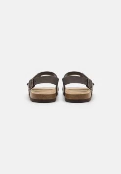 Pier One Unisex - Sandalias - Dark Brown 8 Pier One Unisex - Sandalias - Dark Brown -Pier One 3ab13fc8e6dd44d39a02f99a9fd8e8e2