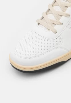 Pier One Zapatillas Altas - White 11 Pier One Zapatillas Altas - White -Pier One 4139c5b1419647a280655db10f43a30b scaled