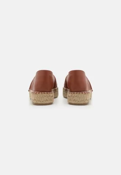 Pier One Leather- Mocasines - Cognac -Pier One 422a8a488ed345a6be6eb3e8086b0209 scaled