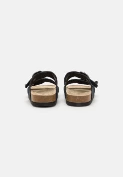Pier One Leather - Sandalias Planas - Black -Pier One 42a4a695c5404f3995224293e4121e52