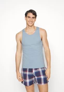 Pier One Rib Vestlue - Camiseta Interior - Grey/White/Blue 11 Pier One Rib Vestlue - Camiseta Interior - Grey/White/Blue -Pier One 42a72e1b1dc44f59b97600615dc8ec3e scaled