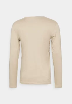 Pier One 2 Pack - Camiseta De Manga Larga - Beige/Black -Pier One 46024841c3104ee7b3e3908c0a645d9a scaled