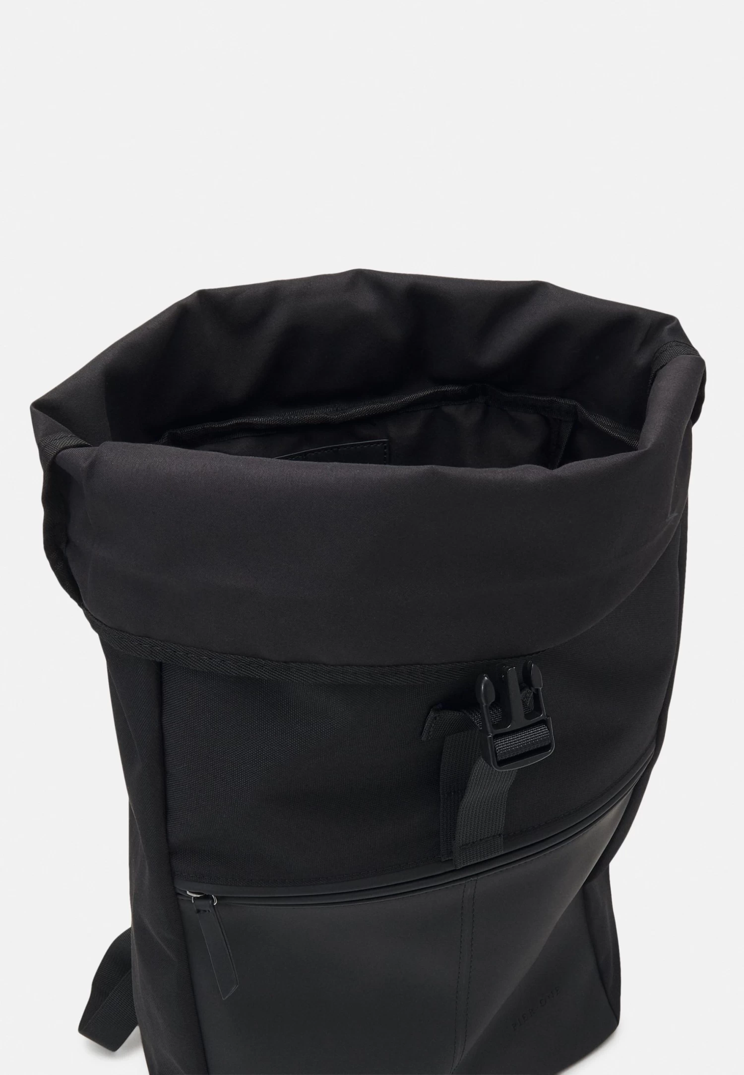 Pier One Unisex - Mochila - Black 3 Pier One Unisex - Mochila - Black - Imagen 3