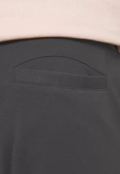 Pier One Pantalones Deportivos - Dark Grey -Pier One 4dba7bd6995145a9b07e0b61cdb4749a scaled