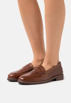 Pier One Leather - Mocasines - Brown