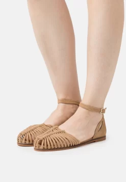 Pier One Leather- Sandalias - Beige