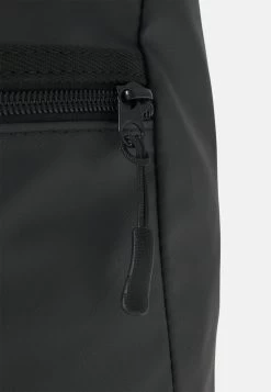 Pier One Tarpaulin Water Repellent Unisex - Mochila - Black -Pier One 66953189645a4b2390a5d5794bbc64da