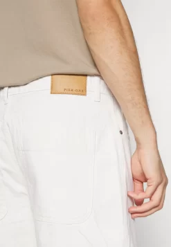 Pier One Carpenter Colored Twill- Vaqueros Rectos - Off-White -Pier One 6ab9ac206d634ef2960024847cf7be03 scaled