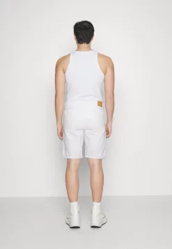 Pier One Colored Twill White Denim - Shorts Vaqueros - White Denim -Pier One 6fb902e0dcfa488a9a60ba7e359e011c scaled