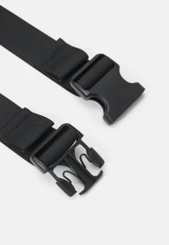 Pier One Riñonera -Black -Pier One 7129c03284b241abbd5fdf35ccfb006e scaled