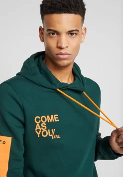 Pier One Jersey Con Capucha - Dark Green -Pier One 8f85fe47bd094118bc5a22326f13d1f6 scaled