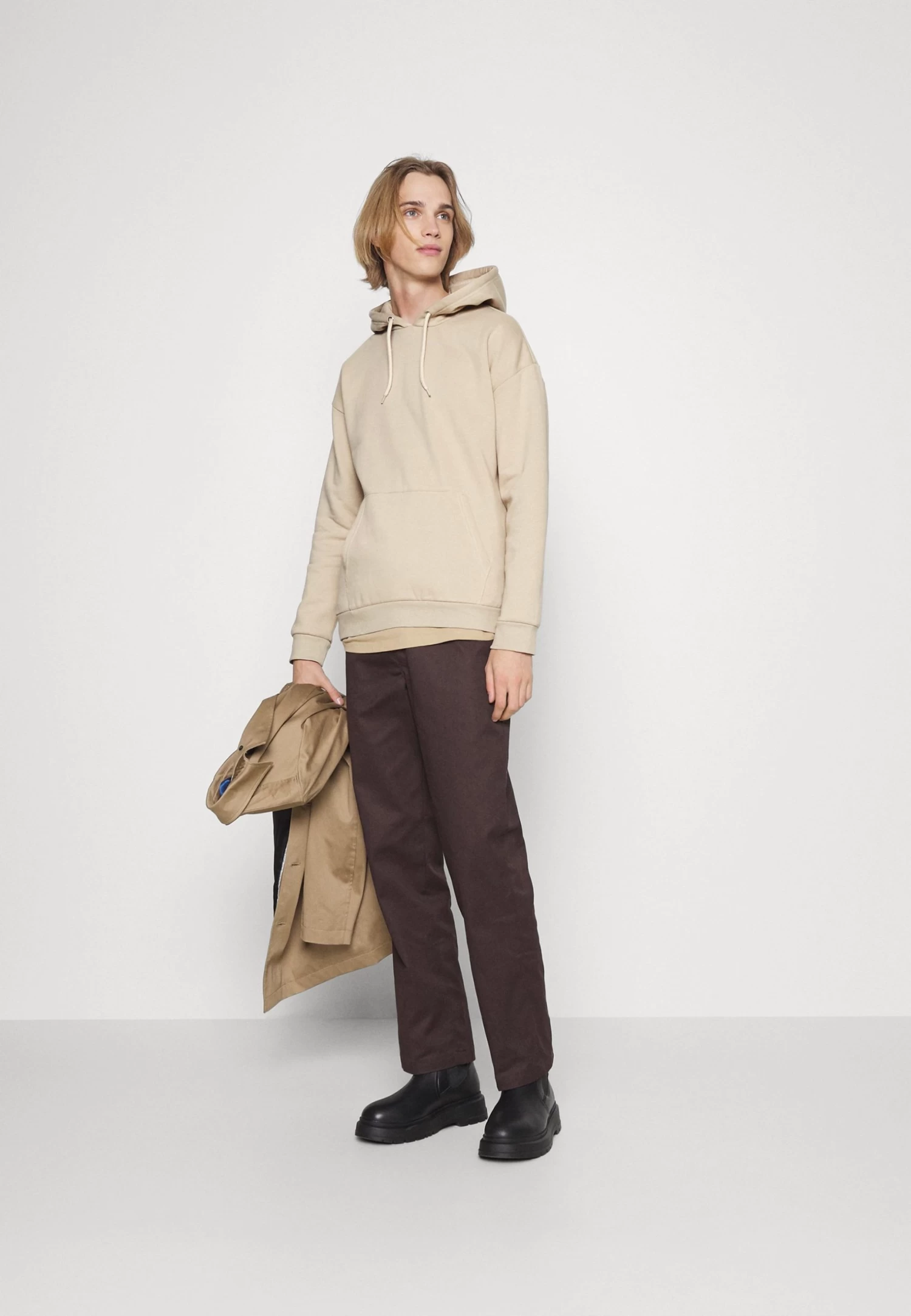 Pier One 2 Pack - Jersey Con Capucha - Black/ Beige 1 Pier One 2 Pack - Jersey Con Capucha - Black/ Beige