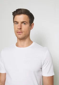 Pier One 7 Pack - Camiseta Básica - White -Pier One 98634ccd233b4a78a7453e5521522ee3 scaled