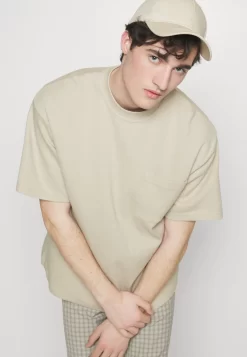 Pier One Camiseta Básica - Beige -Pier One 9ec49de4e17d477cafc4f77aa4f6354c scaled