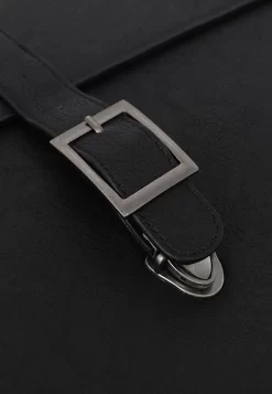 Pier One Portafolios - 802 - Black -Pier One a0daf5dc2db74fed92af0c067fd475b3 scaled