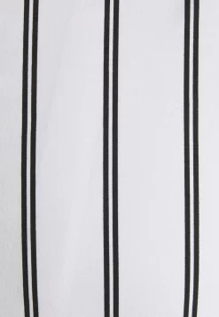 Pier One Camisa - Off-White 5 Pier One Camisa - Off-White -Pier One a349133760124b28b3fe4de70b6d3348 scaled