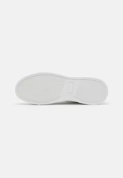Pier One Unisex - Zapatillas - White -Pier One a44841b7759c4f79b83cd5c4d2028754 scaled