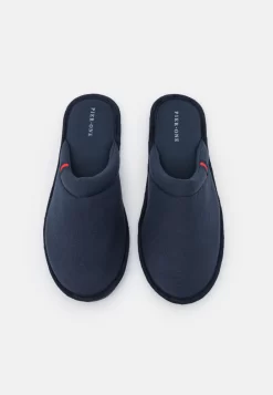 Pier One Pantuflas - Dark Blue 9 Pier One Pantuflas - Dark Blue -Pier One a980ddae57c846959579e8a4a1384f89 scaled