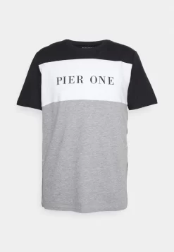 Pier One Camiseta Estampada -Black -Pier One b26a0a9fe2554dc9b06584b4d598f4ec scaled