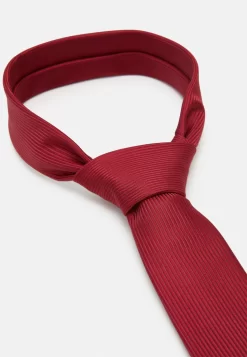 Pier One Set - Corbata - Bordeaux 13 Pier One Set - Corbata - Bordeaux -Pier One b67790f4067549b79c27149d86adc0f9 scaled