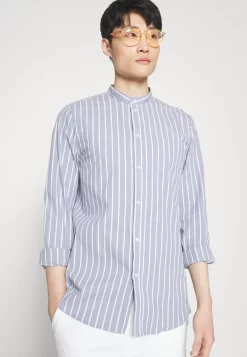 Pier One Muscle Fit Stand- Camisa - Blue -Pier One c95aee840d27425d93f7825c3cd7c13d scaled