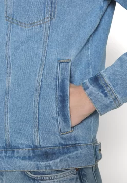 Pier One Chaqueta Vaquera -Blue -Pier One d3e819b17ed341f0bd01c20fe45e7b4d scaled