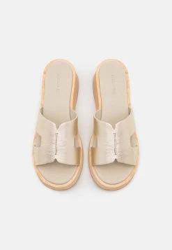 Pier One Leather - Zuecos - Gold 11 Pier One Leather - Zuecos - Gold -Pier One e006cf8265204564bac3d48b81a35547