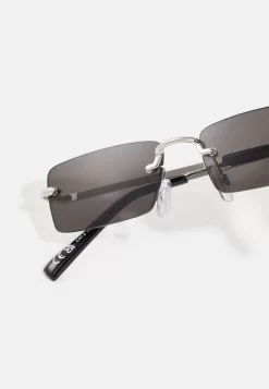 Pier One Unisex - Gafas De Sol - Black -Pier One e4b924402d194b83882d18a8e7fb02b3 scaled