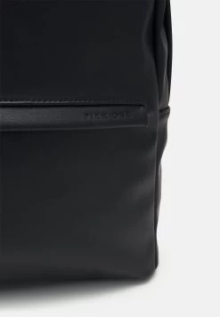 Pier One Unisex - Mochila - Black -Pier One e85bdf2004e344c7851a62fb60dfc776