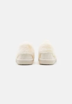 Pier One Pantuflas - White -Pier One e95c473c042849e39cad888ba96babb2