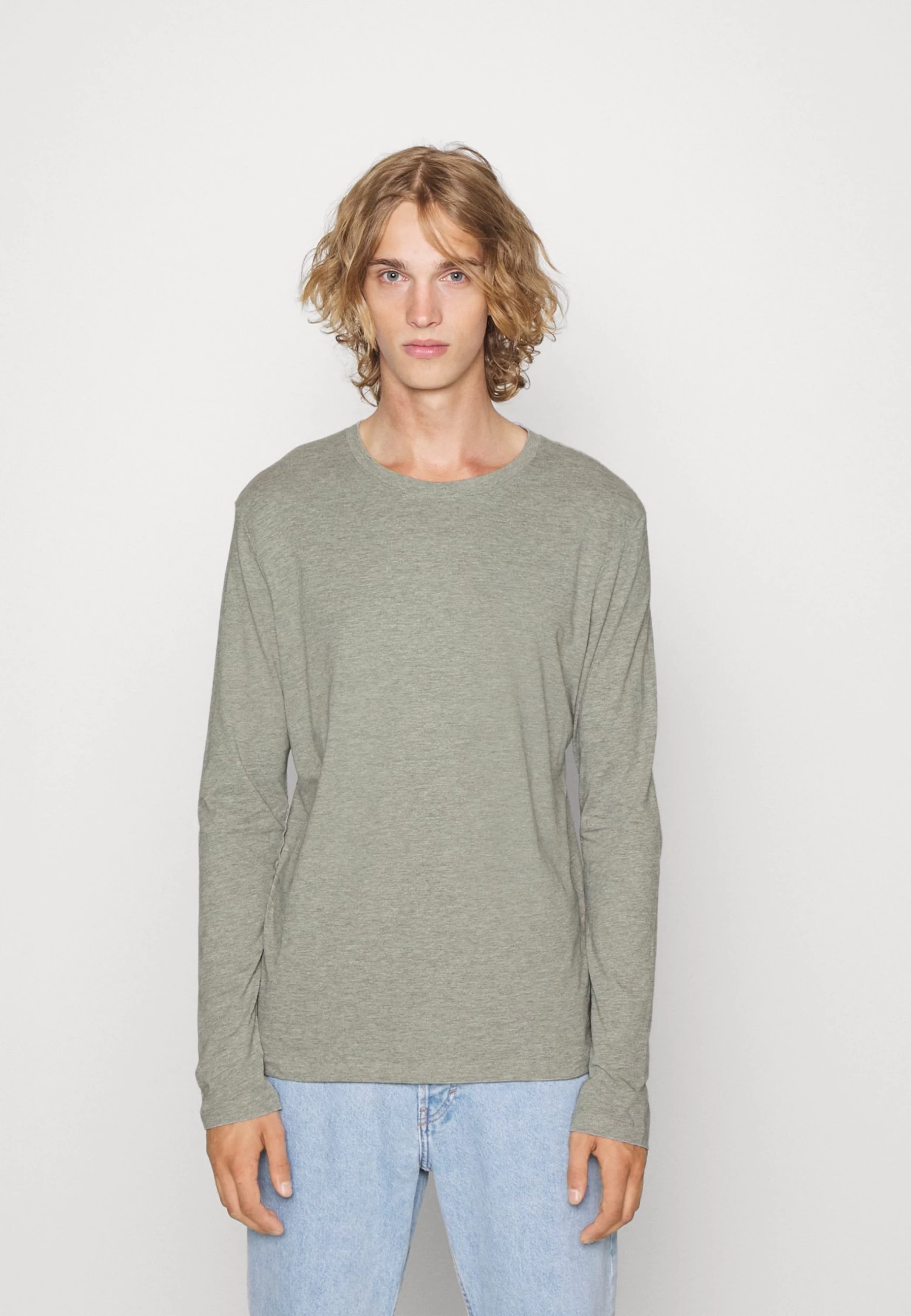 Pier One 5 Pack - Camiseta De Manga Larga - Black/Dark Blue/Stone 2 Pier One 5 Pack - Camiseta De Manga Larga - Black/Dark Blue/Stone - Imagen 2