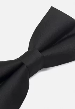 Pier One Pajarita - Black 5 Pier One Pajarita - Black -Pier One f00c926a5f95430690867da705c62153 scaled