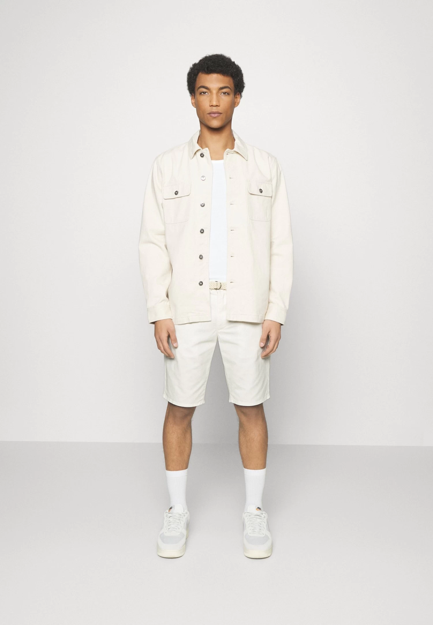 Pier One Shorts - White 2 Pier One Shorts - White - Imagen 2