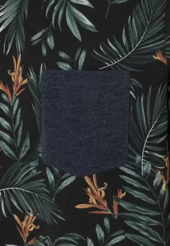 Pier One 2 Pack - Camiseta Estampada - White/Multi-Coloured -Pier One f60a19bf04324eb98fa6e9c69f399f60 scaled